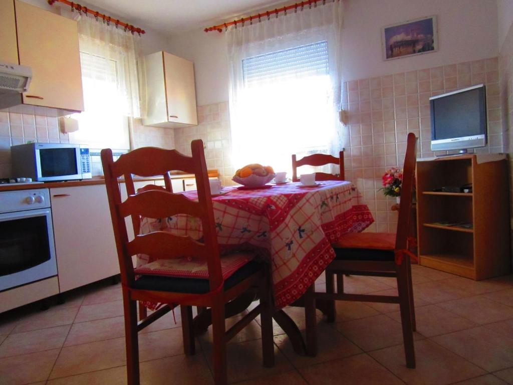 In With Terrace, Air Conditioning, Wifi, Washing Machine 633-1 Appartamento